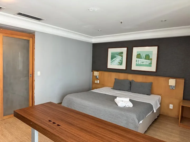 Quarto com cama king