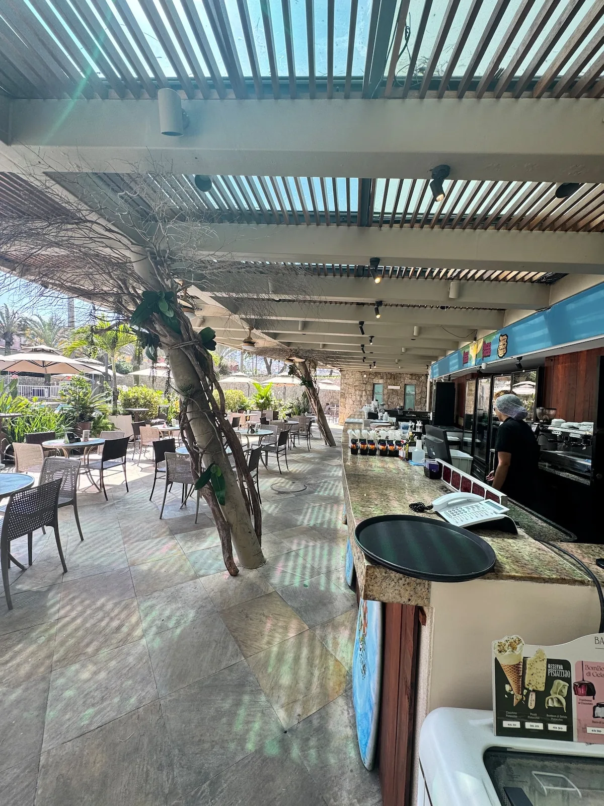 Café ao ar livre no resort