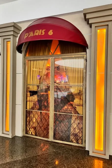 Restaurante Paris 6 do resort